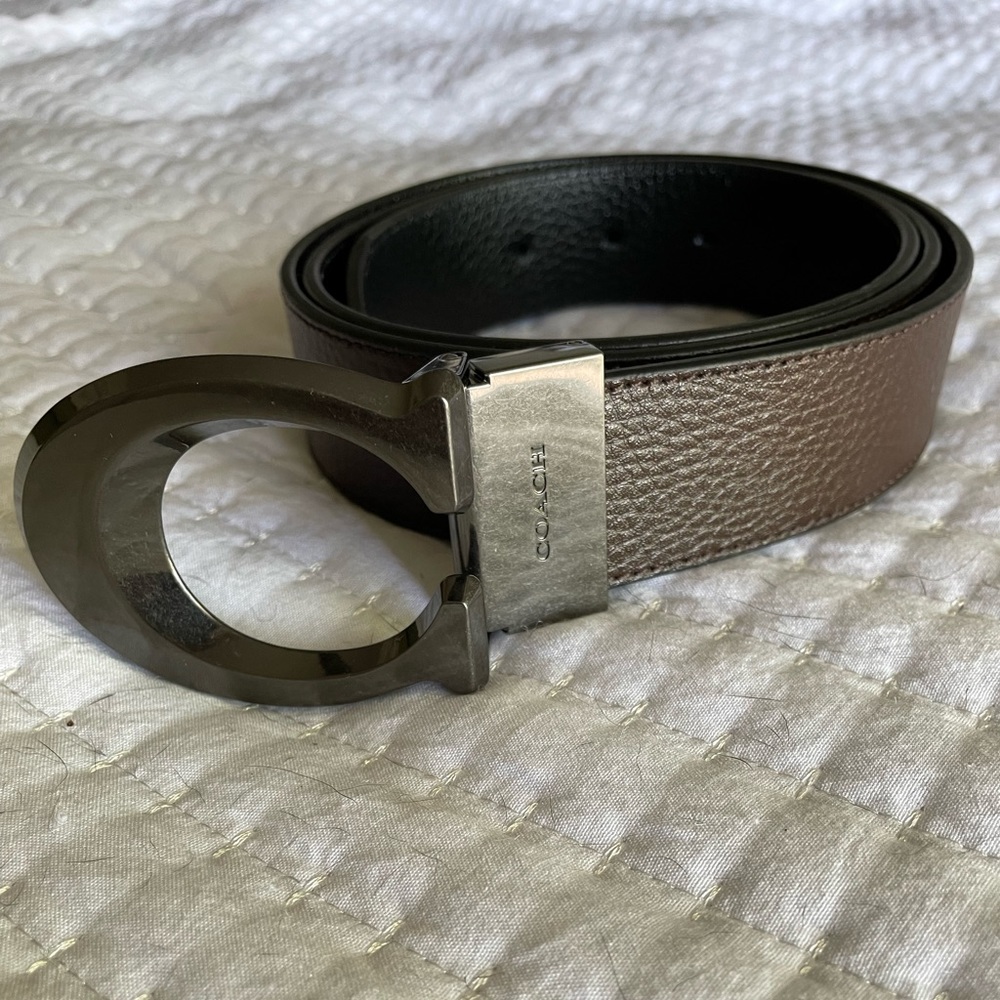 Authentic reversible Coach Pebble Belt